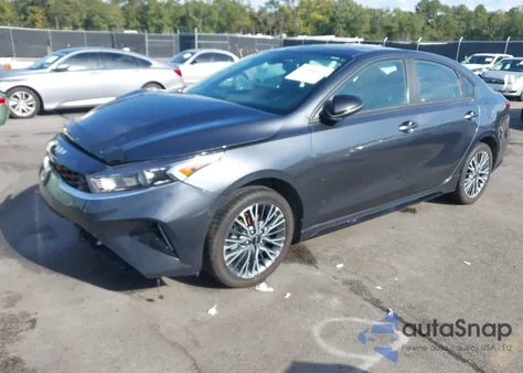2023 Kia Forte Gt-Line z USA, uszkodzony, nr VIN 3KPF54AD0PE555813